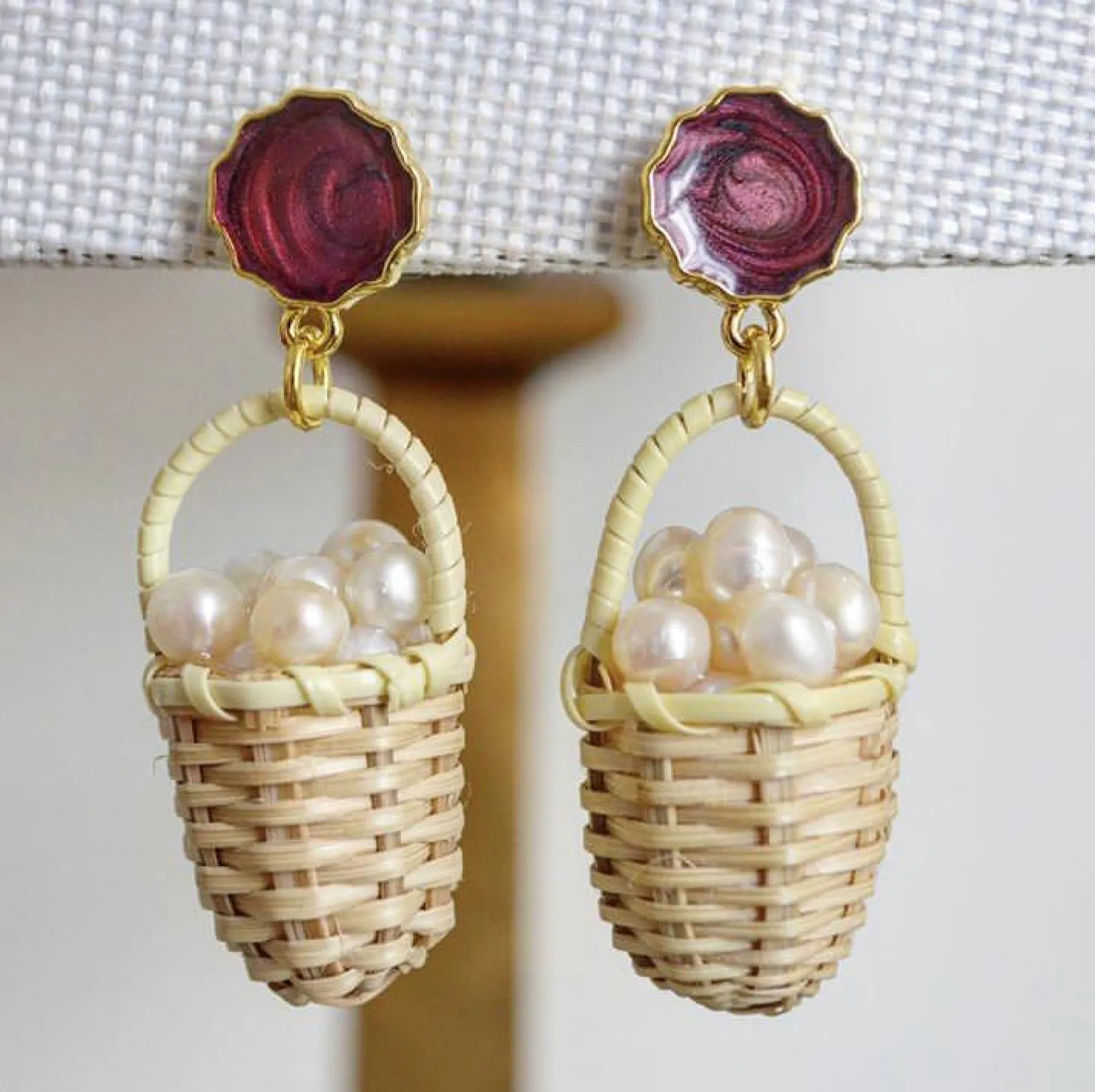 Chefanie Baskets of Pearls Outlet