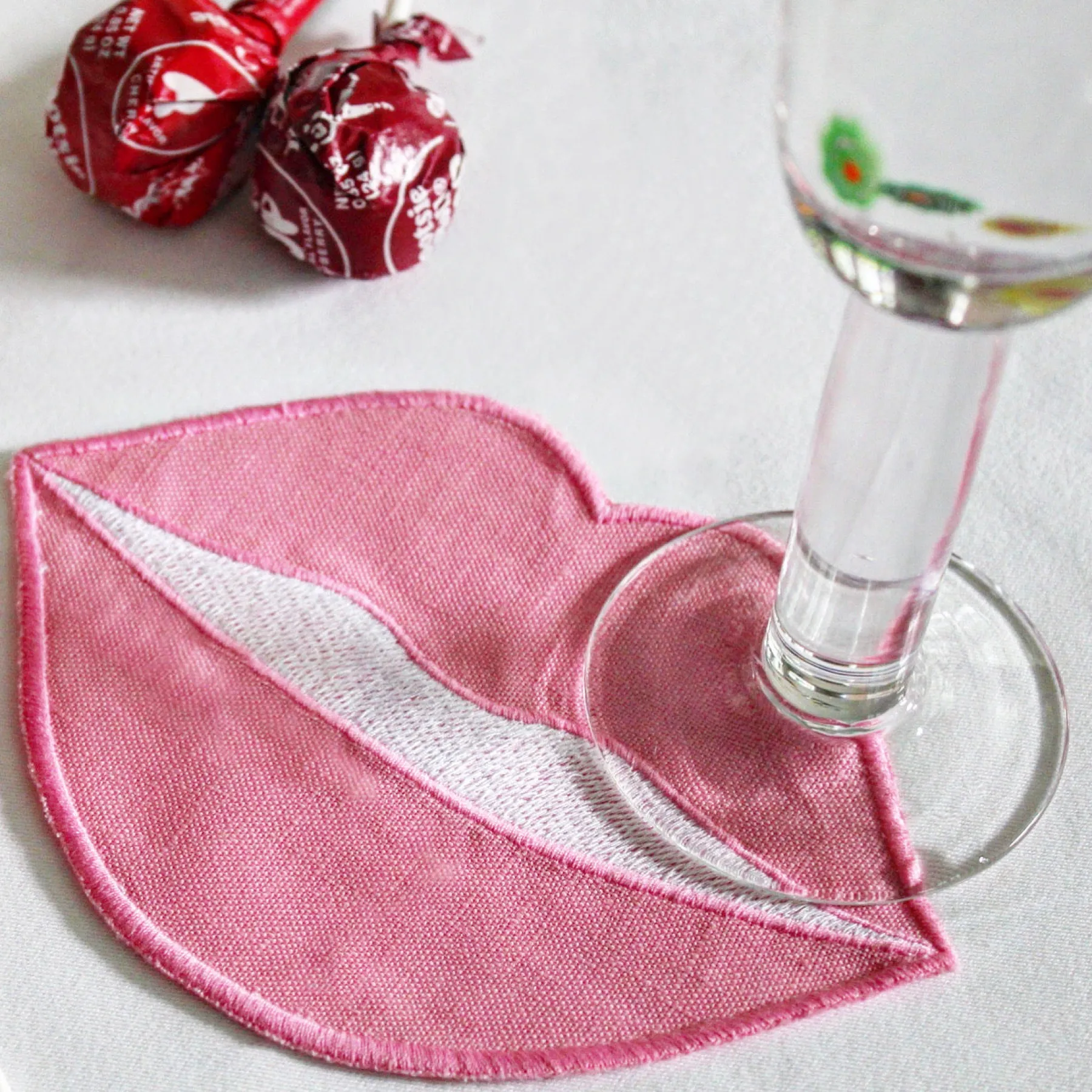 Chefanie Lip Cocktail Napkins (4) Hot